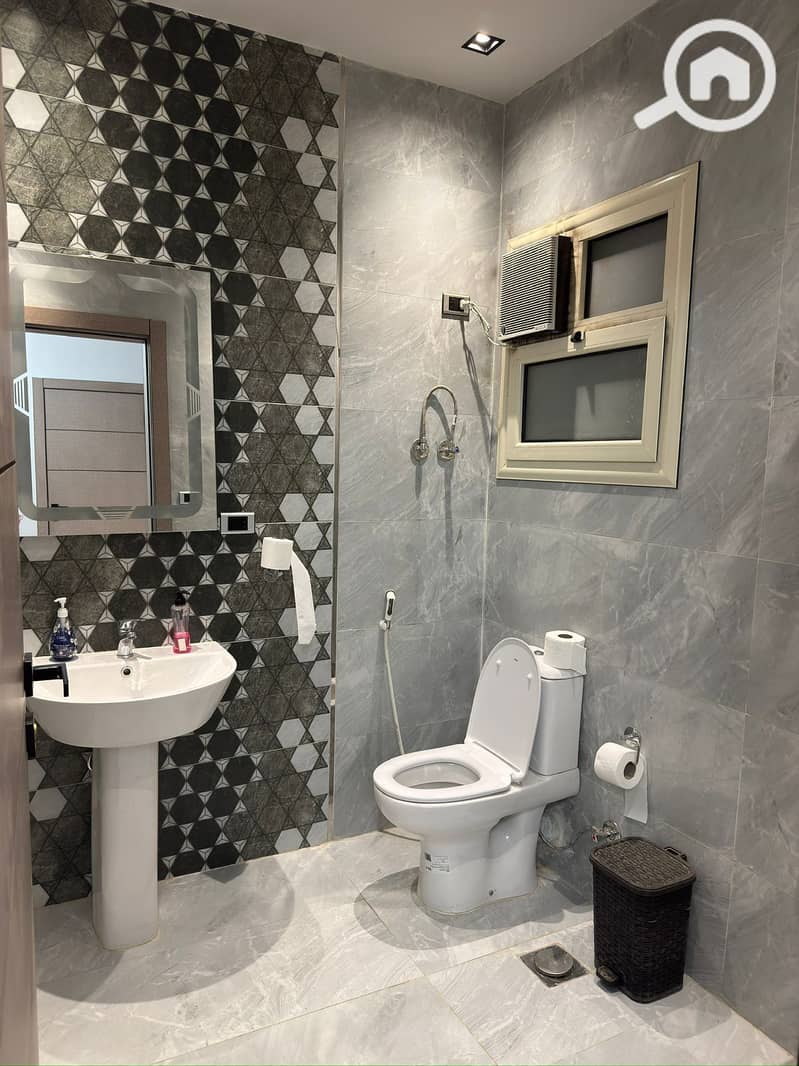 9 WhatsApp Image 2025-11-08 at 4.11. 10 PM (4). jpeg