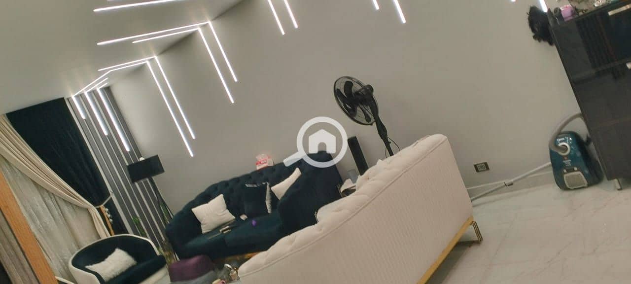 3 76adb923-bfbe-49f9-a15f-fe20259fb126. jpeg