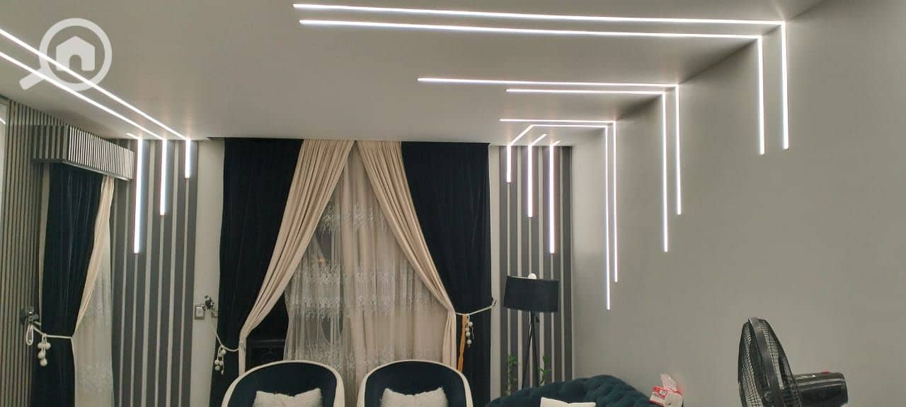 4 7c72dd49-42a1-474f-a59e-a3f622359e17. jpeg