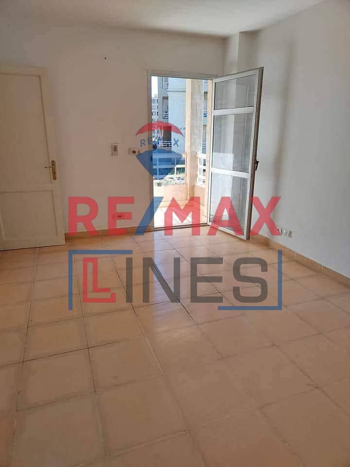 1b74dfe5-50cf-4b15-aae4-57926012b6c8. jpg