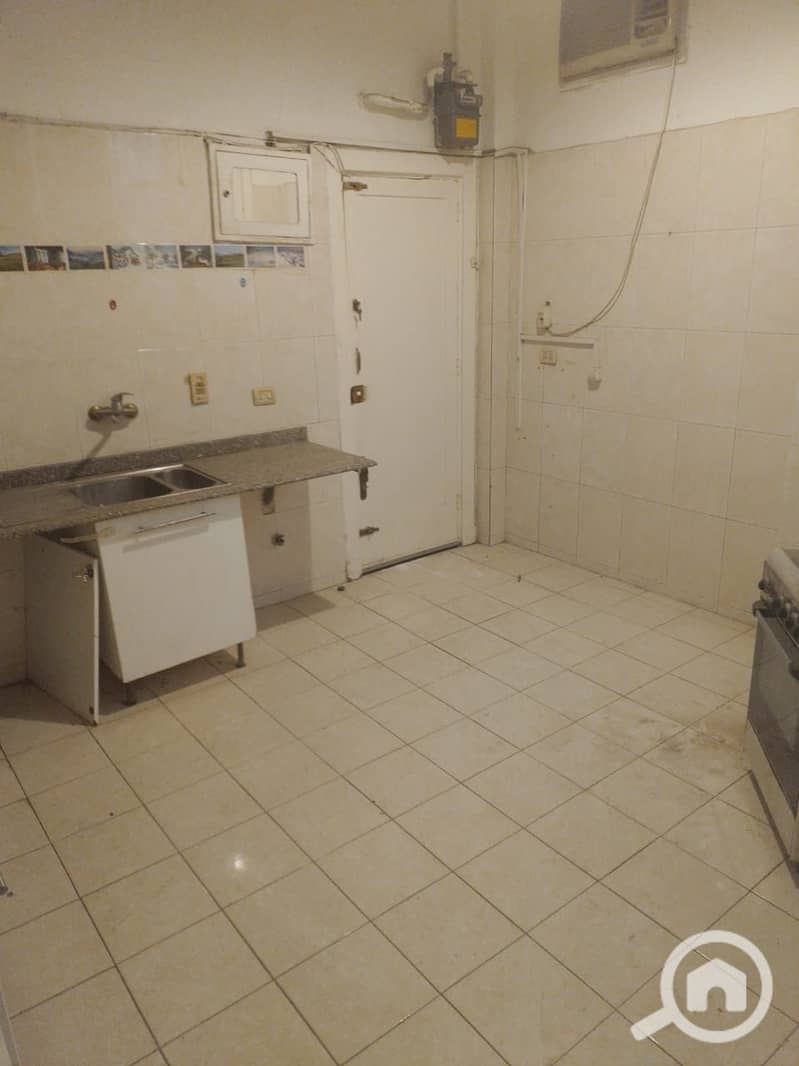 10 WhatsApp Image 2025-11-08 at 17.05. 03. jpeg