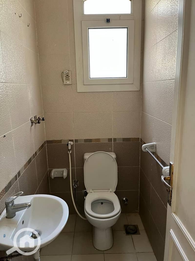 23 WhatsApp Image 2025-11-08 at 5.15. 27 PM (2). jpeg