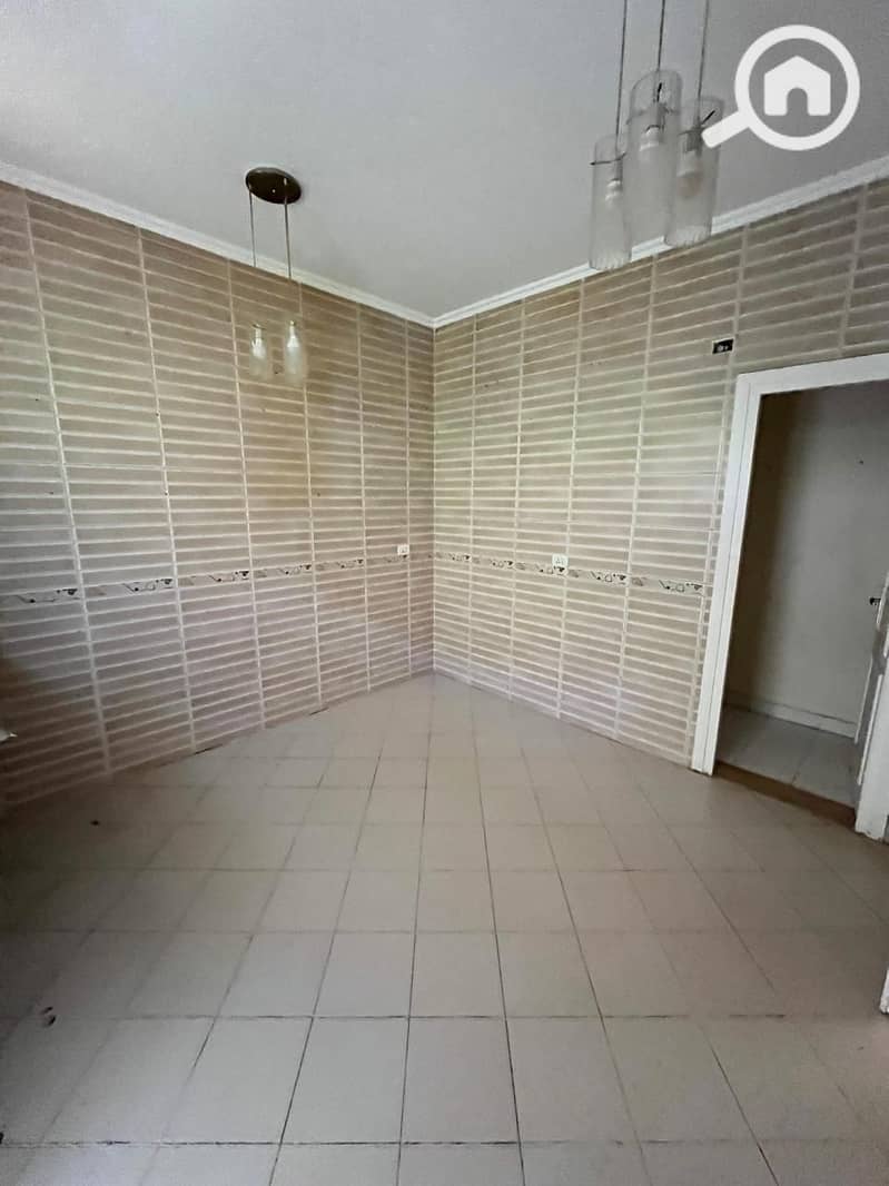 25 WhatsApp Image 2025-11-08 at 5.15. 27 PM. jpeg