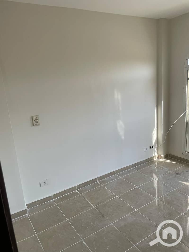 8 23f298d5-e2fb-4f81-9eed-ee1ce60abe0f. jpeg