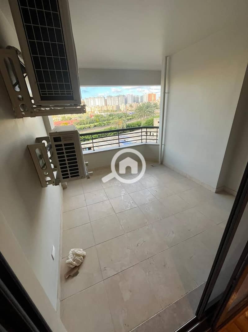 3 IMG-20251013-WA0552. jpg