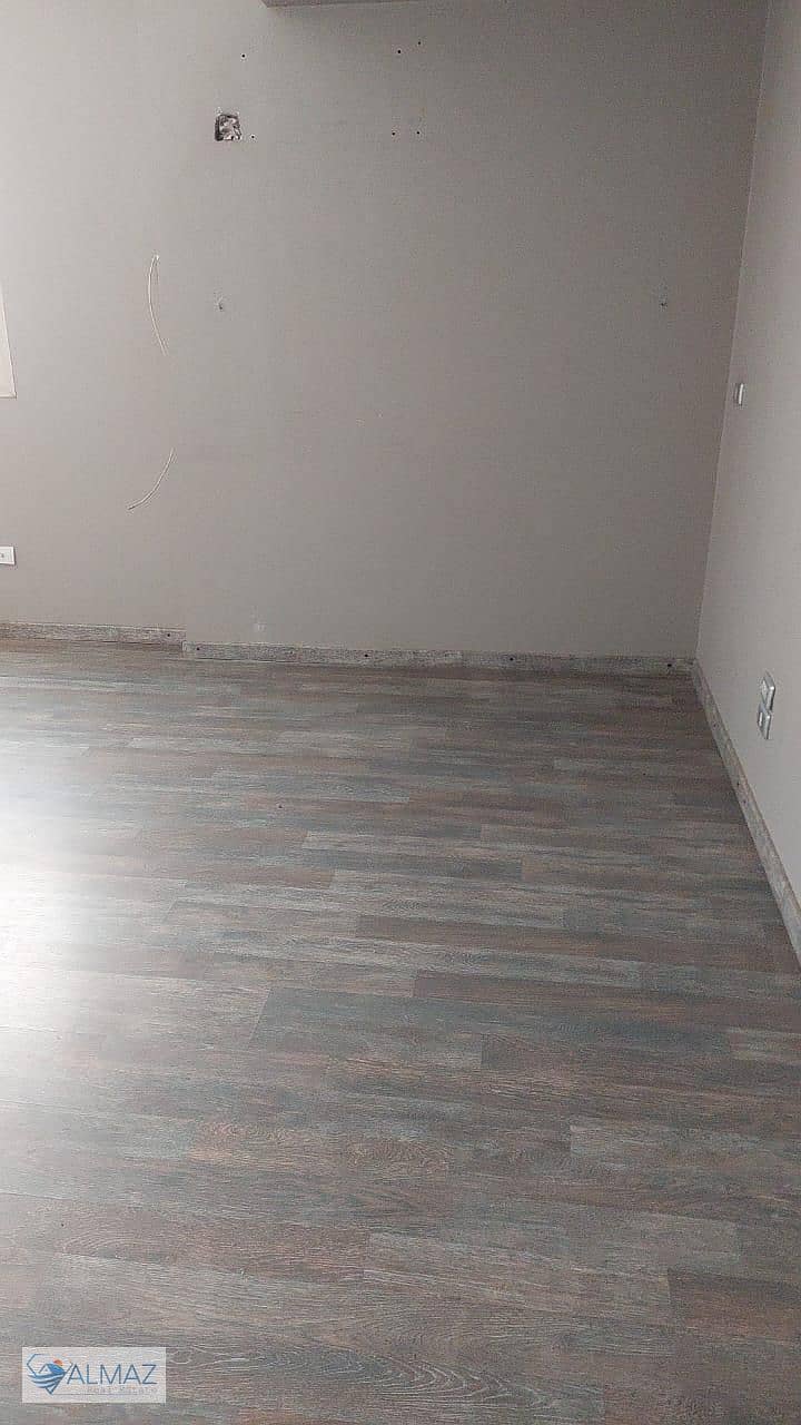 4 WhatsApp Image 2025-11-08 at 4.38. 24 PM (2). jpeg