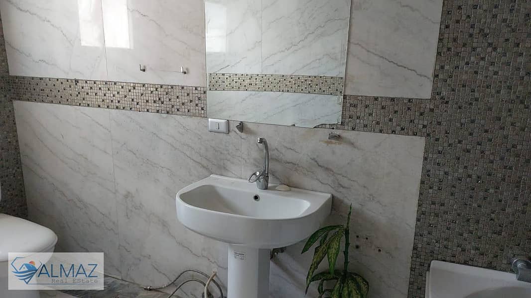 12 WhatsApp Image 2025-11-08 at 4.38. 24 PM (1). jpeg