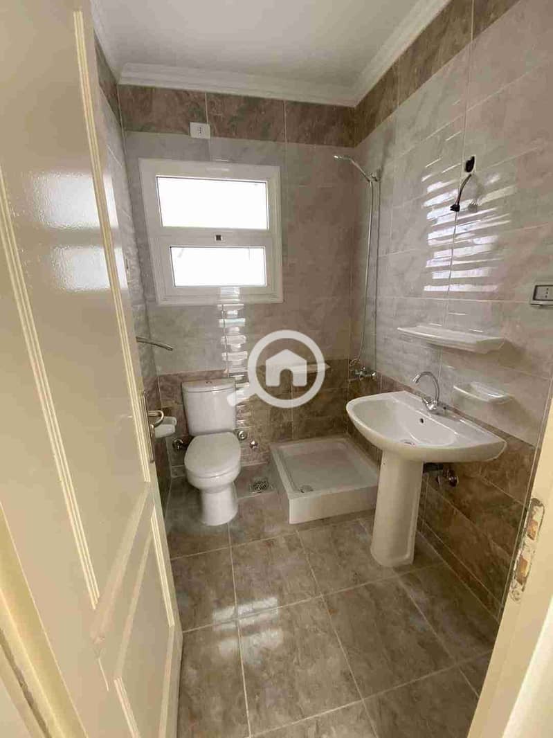 8 FB_IMG_1706580060320. jpg