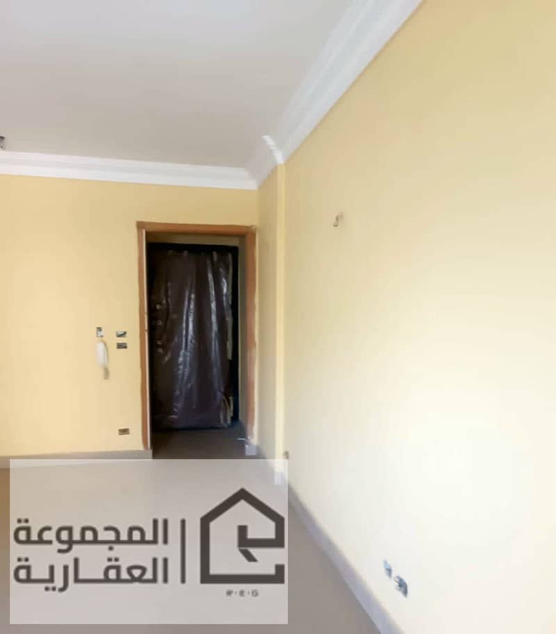 4 9dd92437-a8dc-484c-86a0-dd148d48de57. jpg