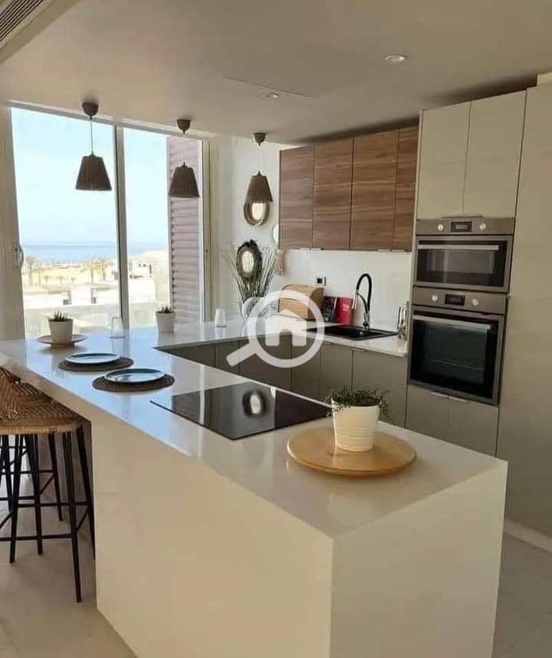 10 522112989_24162510640069249_2324142042216633152_n. jpg