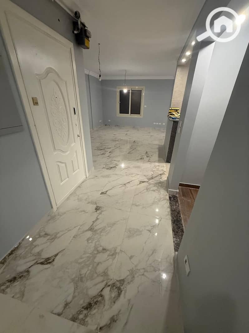 4 9a90d367-e037-4d94-b18e-28342c183be7. jpeg