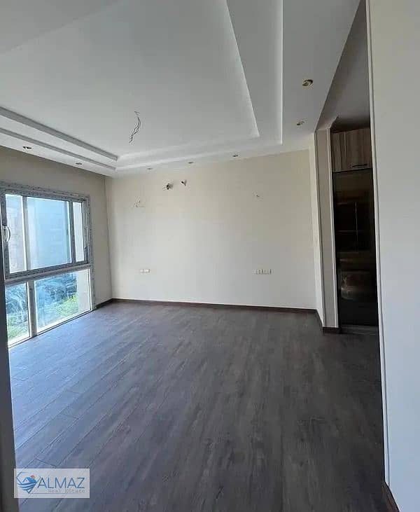 4 WhatsApp Image 2025-11-08 at 5.20. 23 PM. jpeg