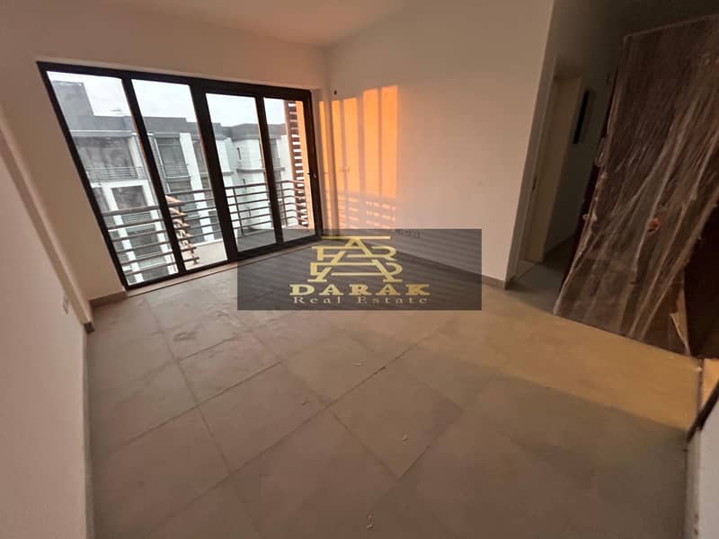 3 2d4e328f-0a0e-4128-983a-033cf5845892. jpeg