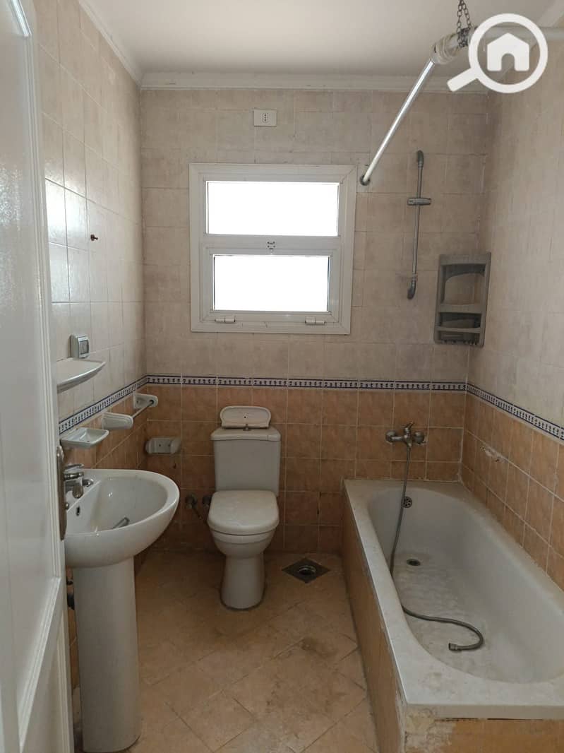 9 4b899074-e912-4249-b453-cfd6443e4362. jpeg