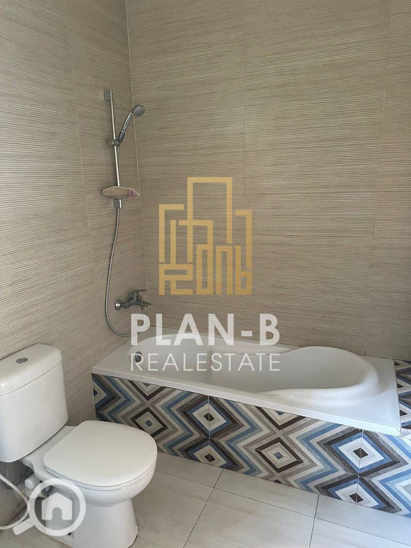 9 af52a663-5f56-40f1-bf55-ca0df744dde2. jpeg