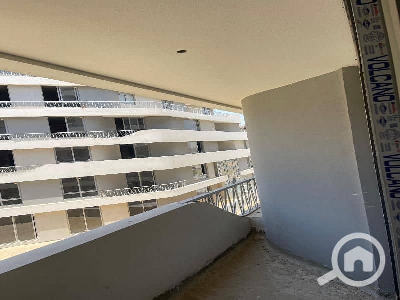 5 WhatsApp Image 2025-11-06 at 1.40. 21 AM (3). jpg