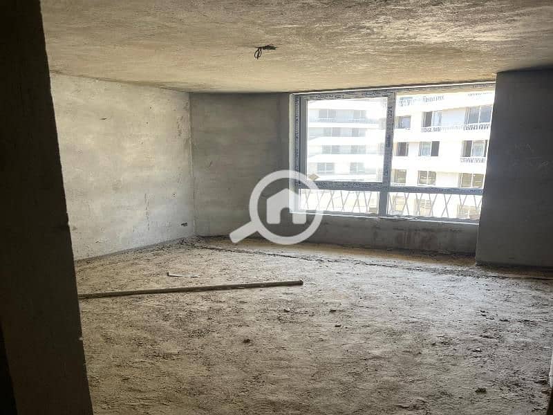 6 WhatsApp Image 2025-11-06 at 1.40. 20 AM (1). jpg