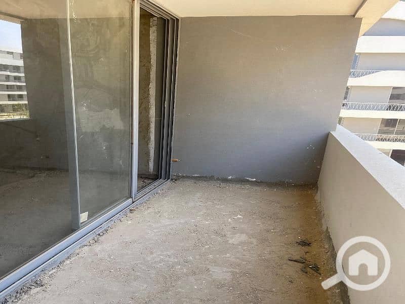 10 WhatsApp Image 2025-11-06 at 1.40. 21 AM (4). jpg