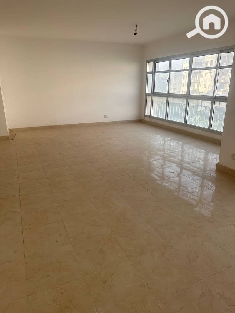 2 5075e798-f462-4ff9-9df5-1daf1b255840. jpg