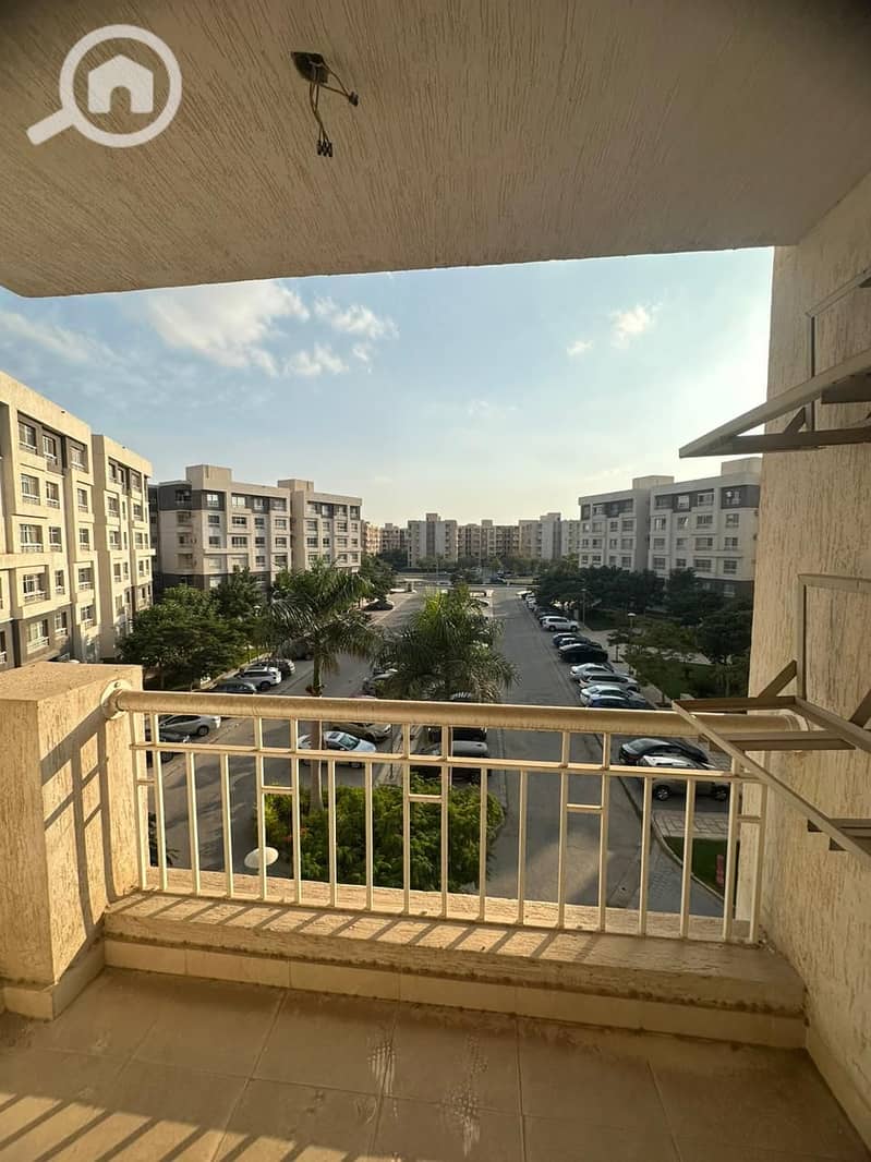 3 0baea5e4-5ee4-4eed-a4d9-2f2782046df4. jpg