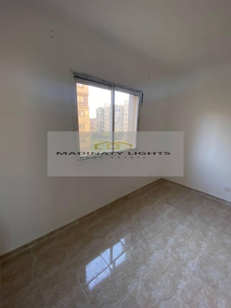 5 4064eb62-b4af-47c3-9516-7993943ab080. jpg