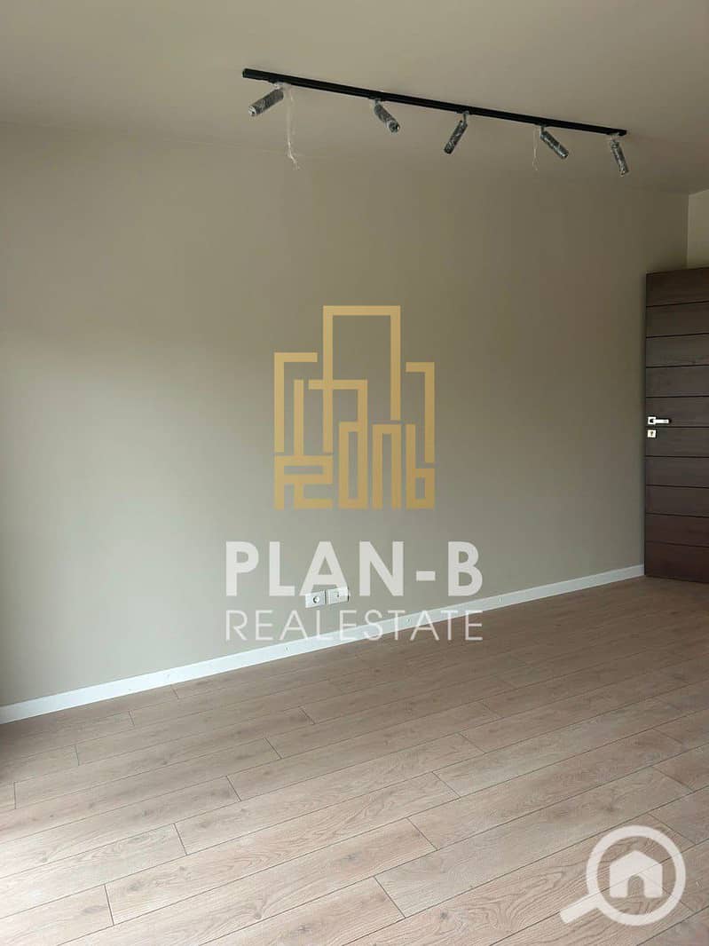 7 11271e87-983f-46c9-9447-29322d8c14a4. jpeg