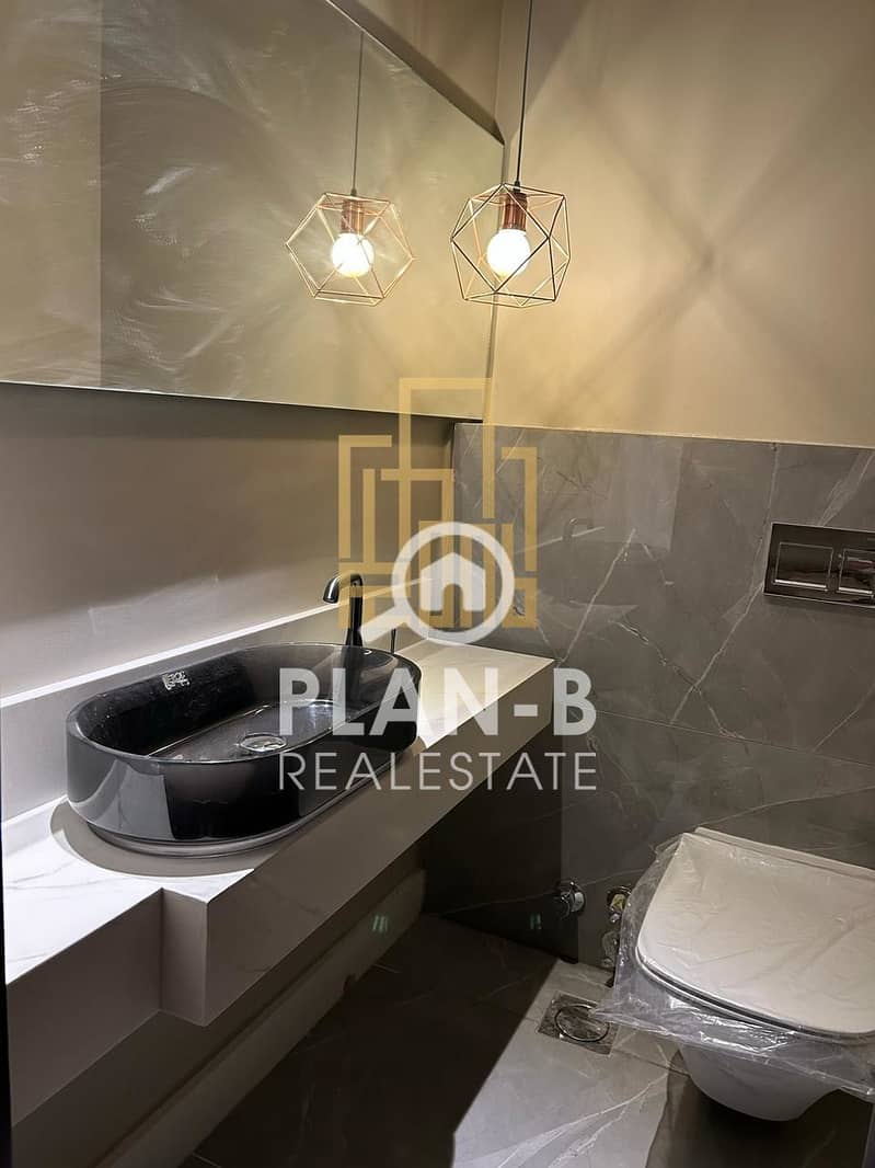 8 64587ecb-bc62-482c-9229-10461908bbe4. jpeg