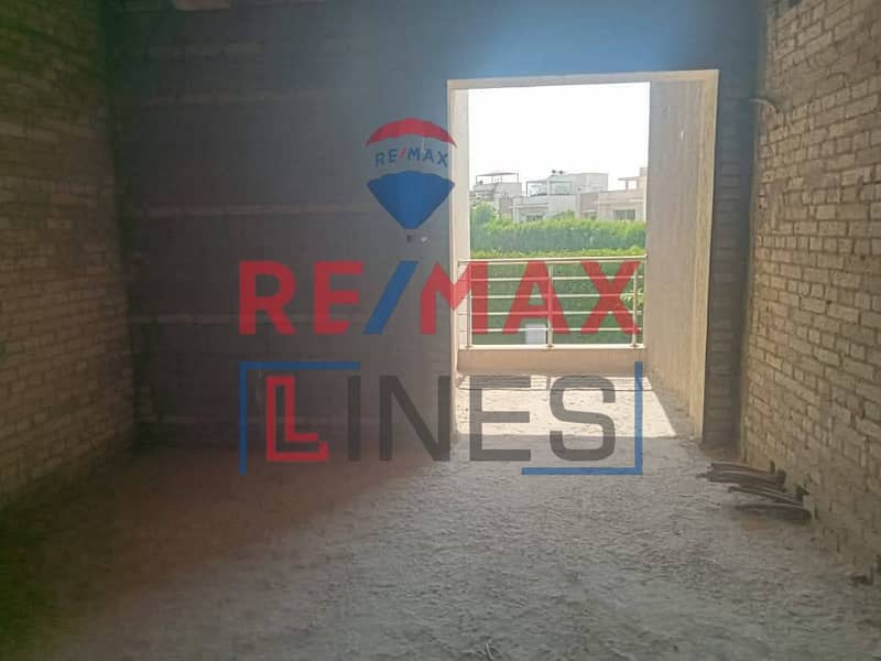 3 7fcd70d0-18ab-4d7f-9c33-ad23910bc3ea. jpg