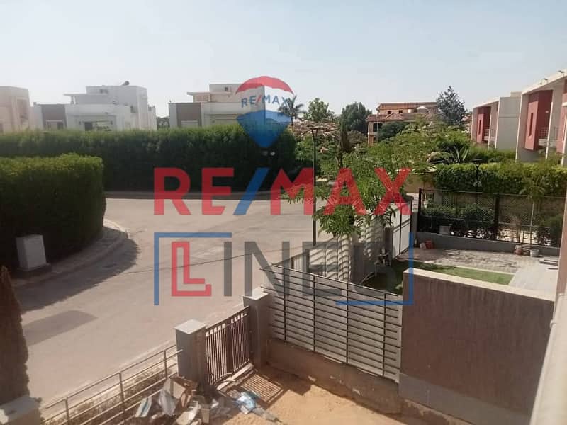 4 08b17184-7ce2-4c7a-ae46-27116997f6be. jpg