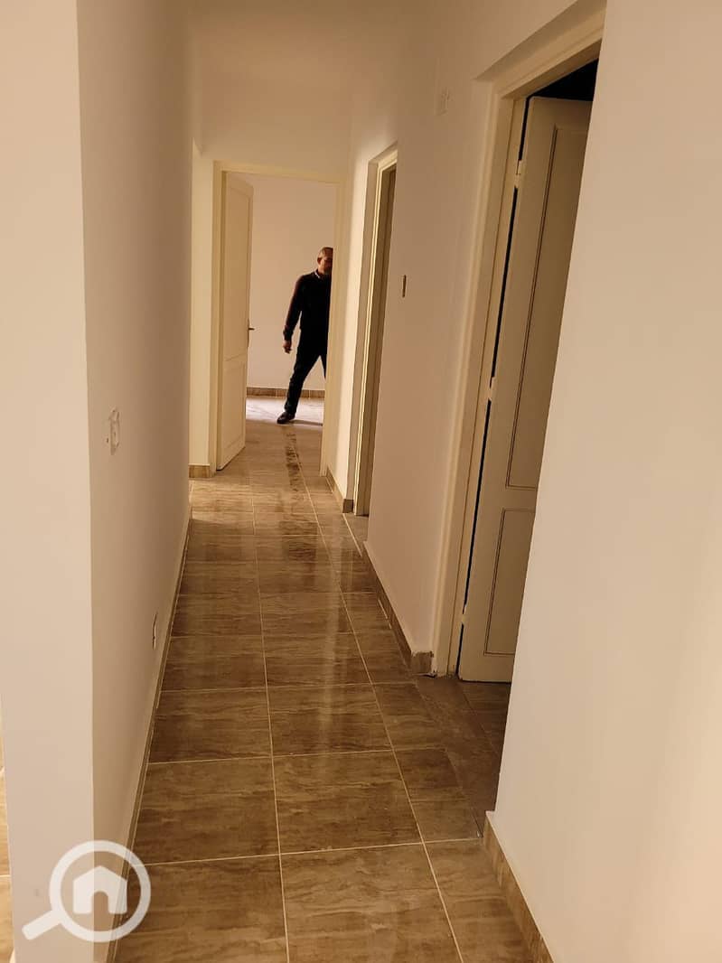 7 WhatsApp Image 2025-11-08 at 15.26. 57_33e9ecd2. jpg