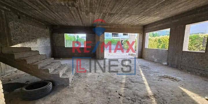 3 85ea4225-743c-40c2-b84f-2847f899d7bf. jpg