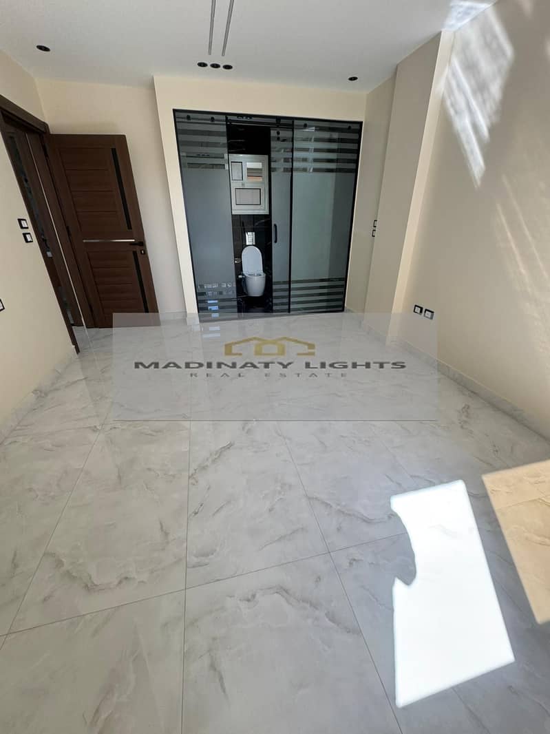 10 WhatsApp Image 2025-11-04 at 1.14. 54 PM. jpeg