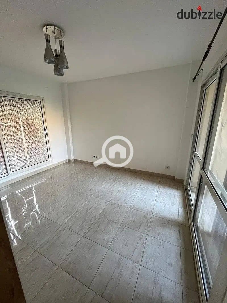 5 e82445a7-3b42-43ad-a388-497401e8f1a5. jpg