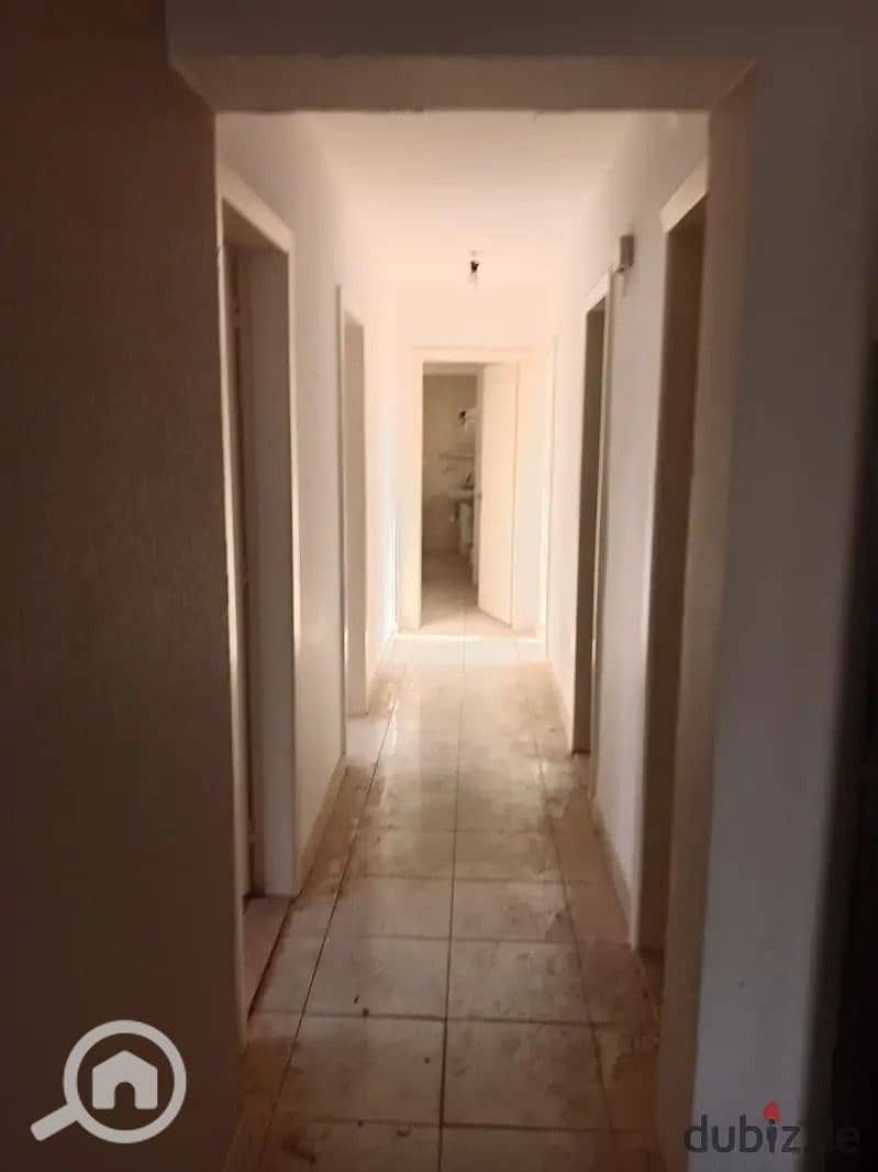 8 1f8e96ad-9ed6-4d36-ace8-cf285e43c6d7. jpg