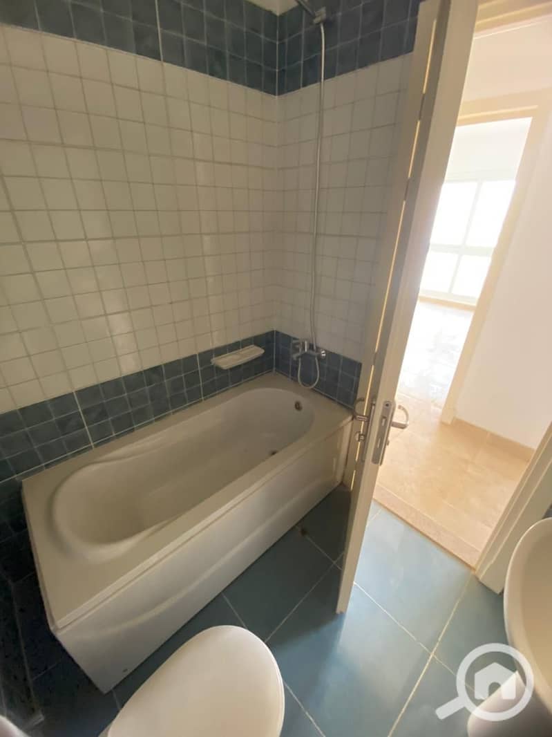 6 WhatsApp Image 2025-11-08 at 13.54. 03_91c06bb8. jpg