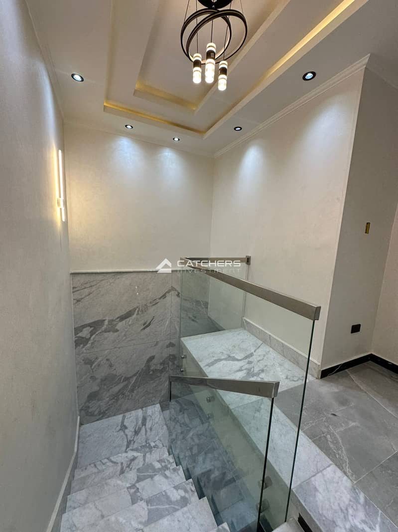 3 WhatsApp Image 2025-11-08 at 13.04. 42_5b56c293. jpg