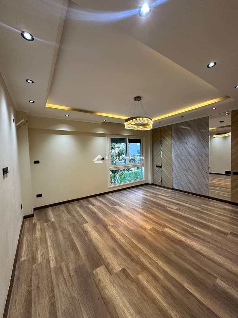 10 WhatsApp Image 2025-11-08 at 13.04. 41_e61fad83. jpg