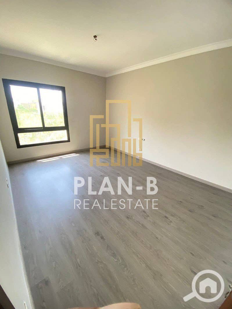 4 23d57774-ef70-472a-8ebd-95ceae787e3e. jpeg