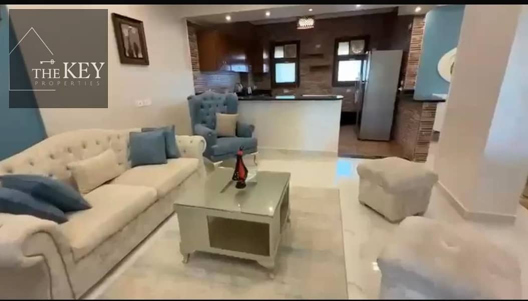 7 c0afcc1b-d3e6-4f04-88b8-41508160ffb6. jpg