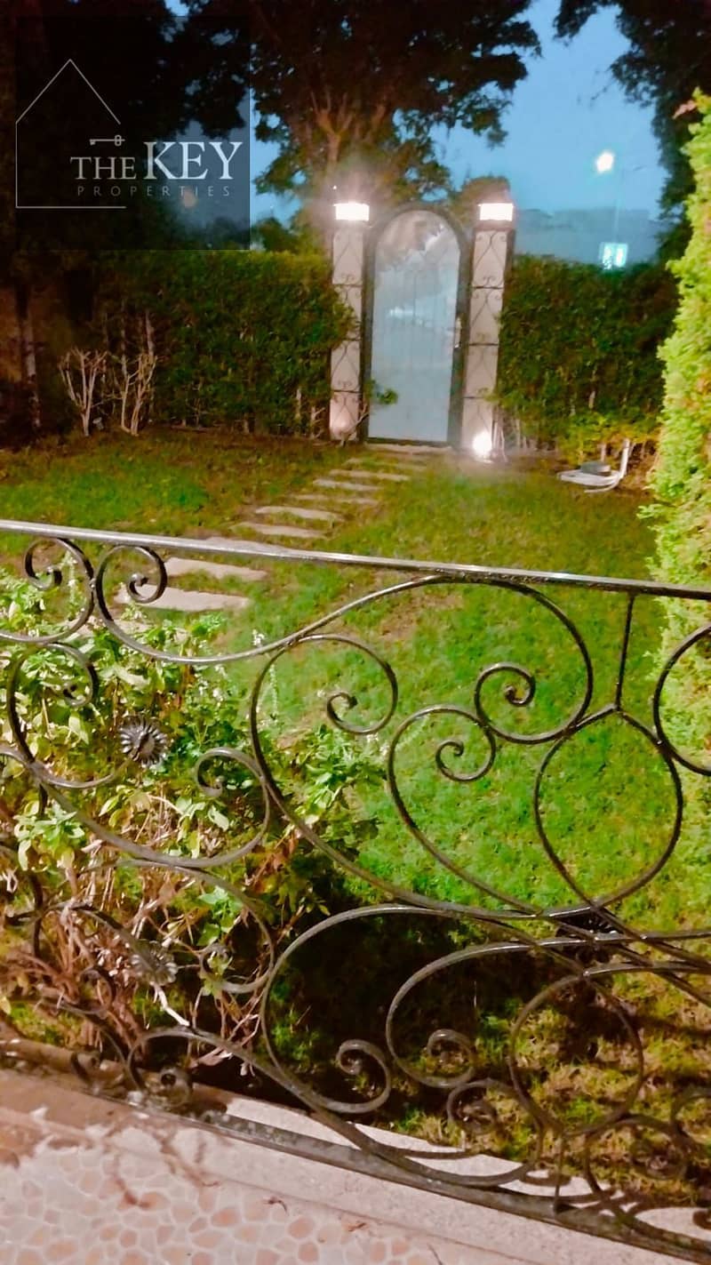 14 61d18cc8-91c3-4469-a3af-3fbf11ea9f35. jpg