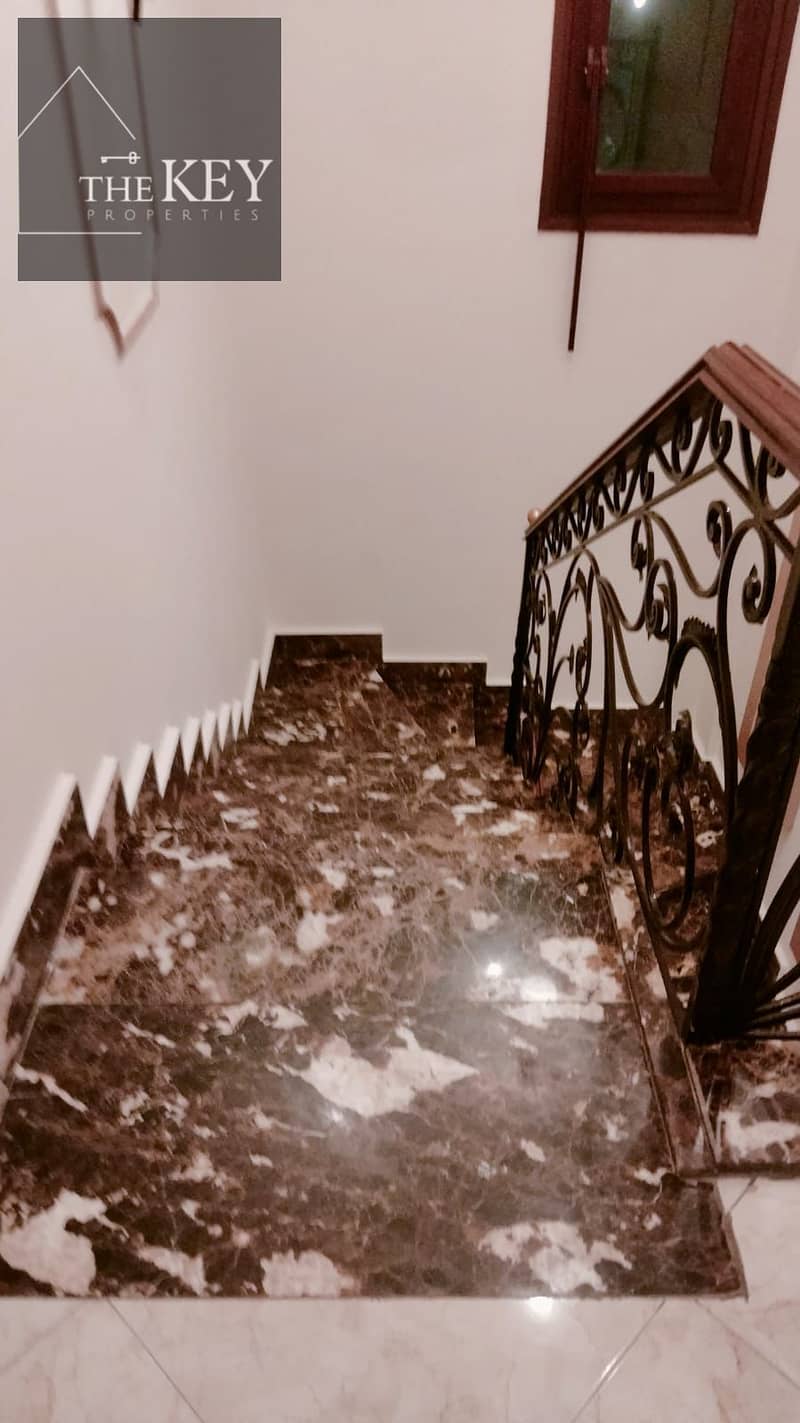 18 46eed545-988b-4d79-9821-1eba8eaeeef0. jpg