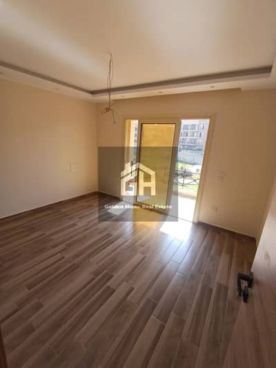 شقة 3 غرف نوم للايجار في الشيخ زايد، الجيزة - IMG-20251106-WA0099. jpg