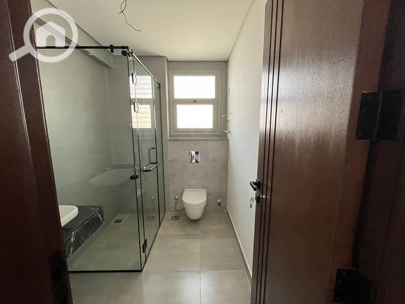 4 PHOTO-2025-02-19-10-06-27. jpg