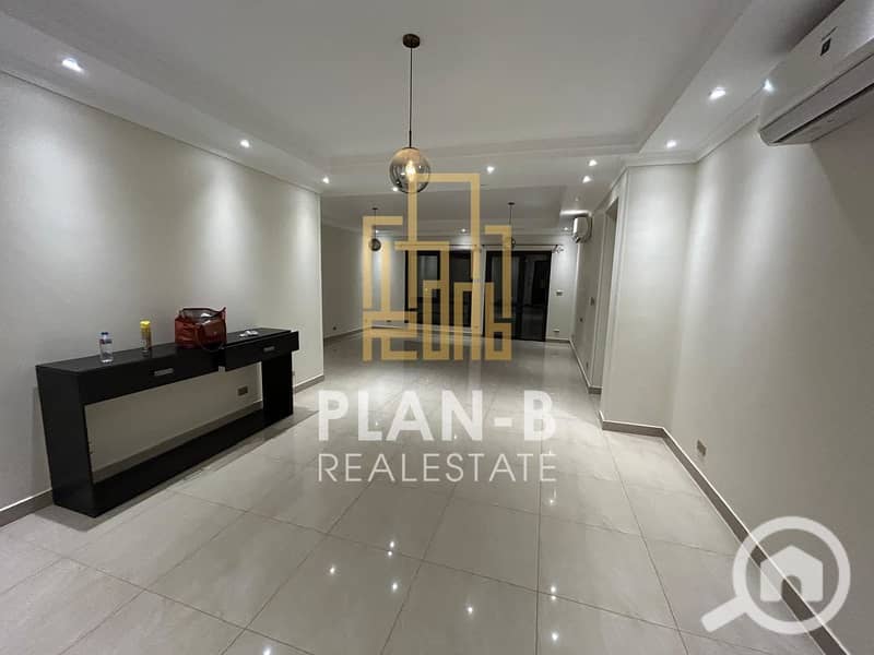 3 e0ef9712-b8a4-407d-9ea4-6b887cfacdb4. jpeg