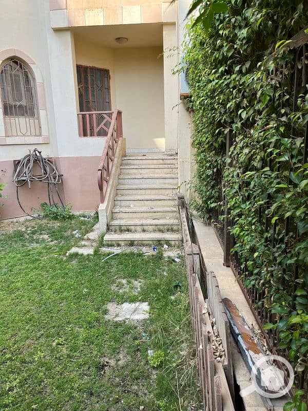 6 cf93e99a-8540-4d93-85cd-4f263a7d10a2. jpg