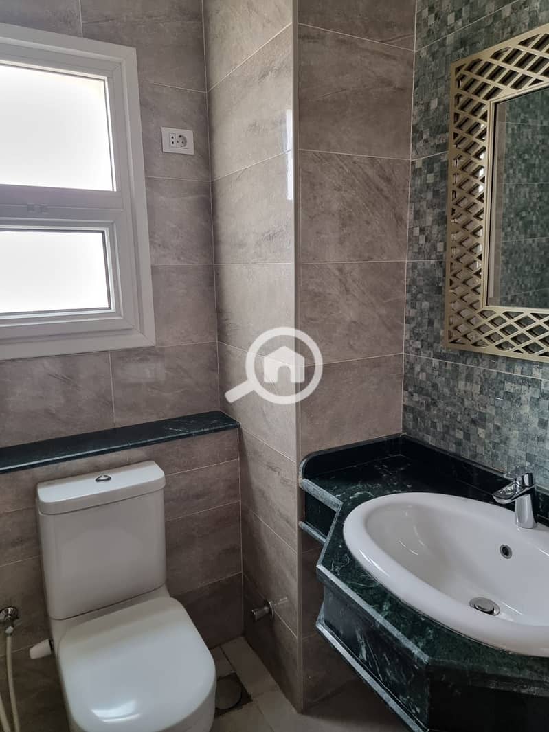 4 WhatsApp Image 2025-11-08 at 4.34. 52 PM. jpeg