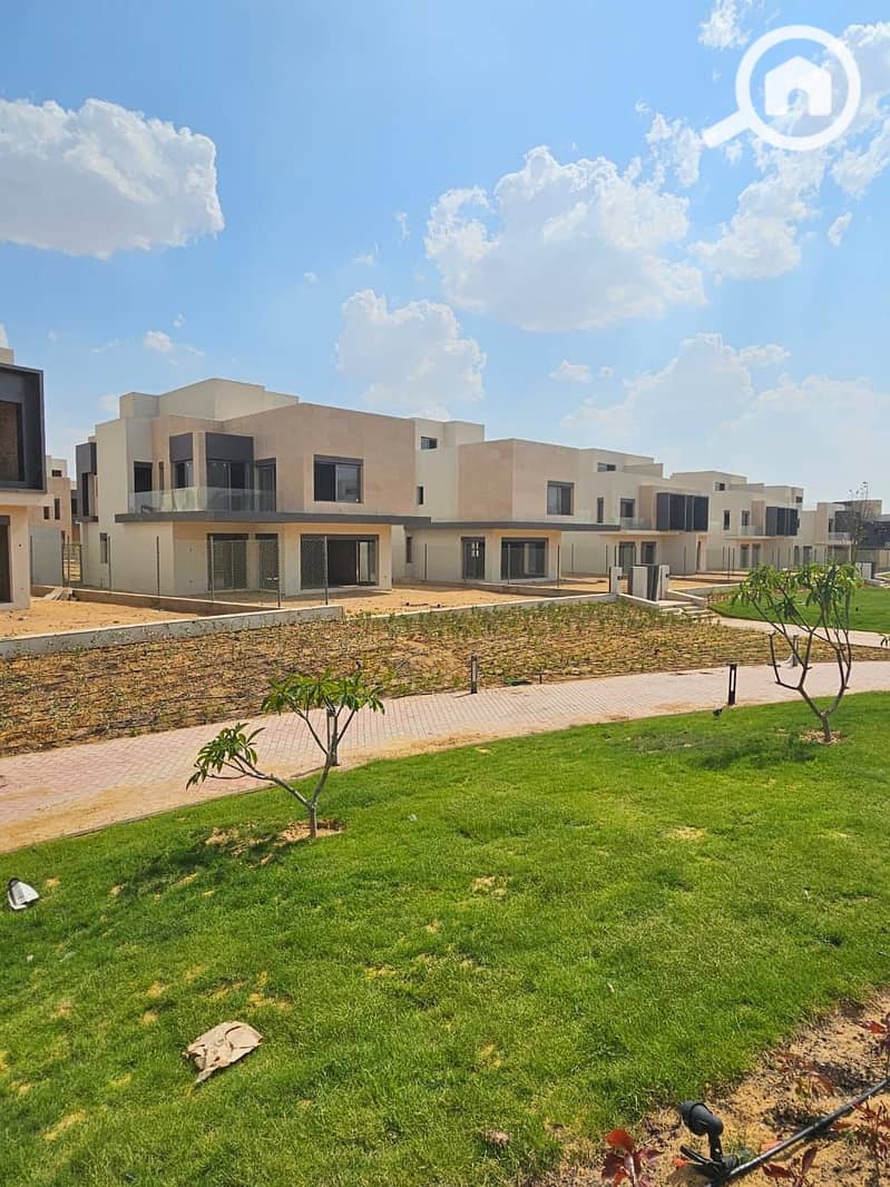 7 WhatsApp Image 2025-10-23 at 2.37. 01 PM (2). jpeg