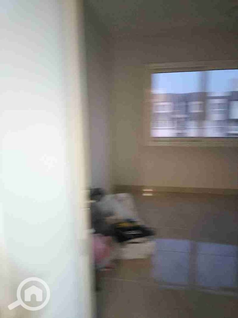 1000859003. jpg 1000859003. jpg