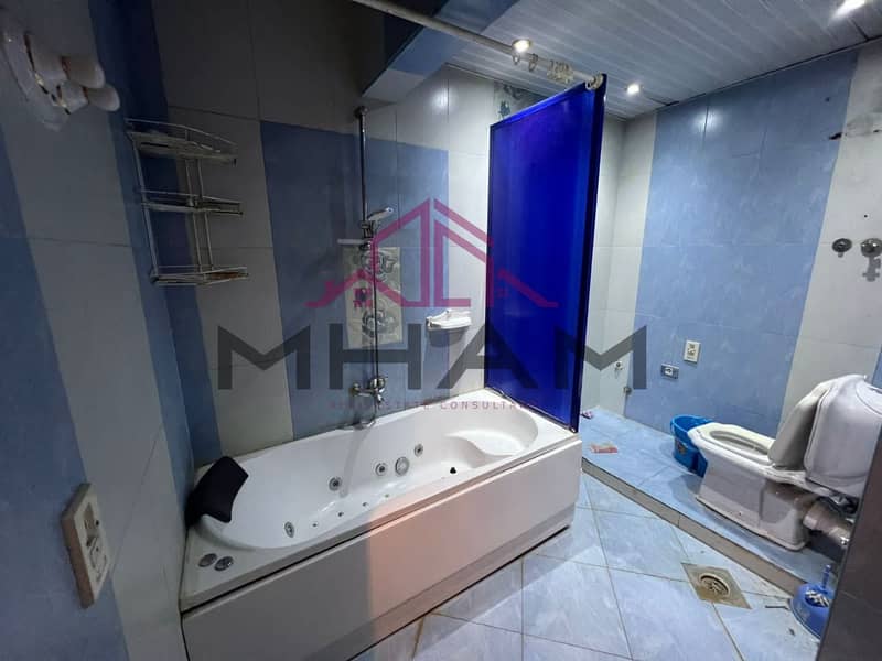 6 photo_5794055146420505759_y. jpg