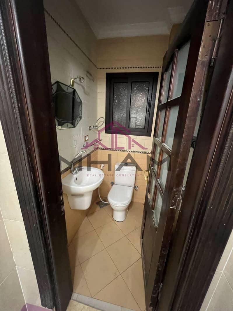 13 photo_5794055146420505768_y. jpg